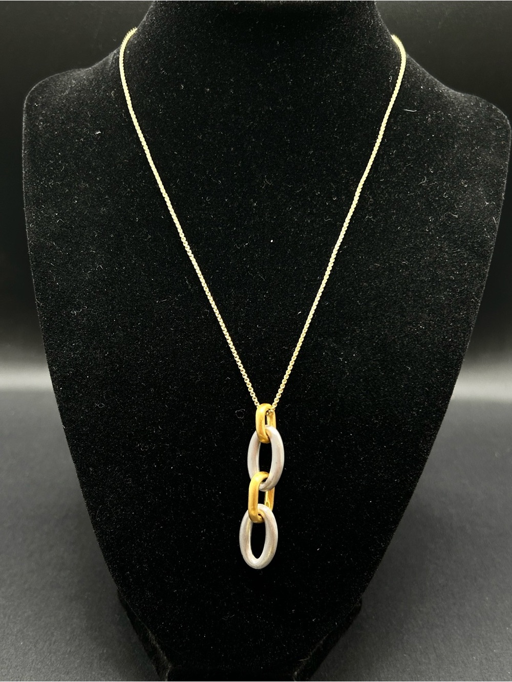 Dean Davidson Matte Gold and Silver Link Pendant Adjustable Necklace